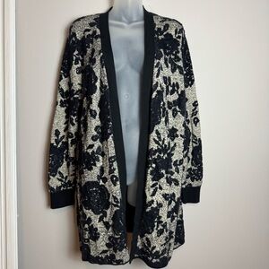 Lane Bryant Rose Patterned Black and Cream Cardigan Sweater Size 14/16 Like New